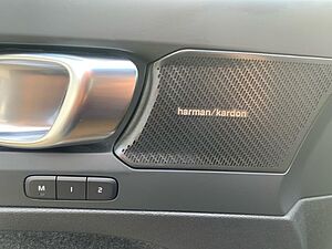 Volvo  B3 Plus Dark Abstandstempomat el. Sitze Kam
