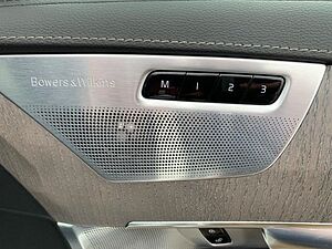 Volvo  B5 AWD Inscription Luftfahrwerk Head-Up Pan