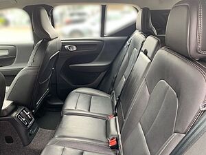 Volvo  Inscription Recharge Plug-In Hybrid 2WD T4