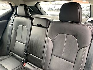 Volvo  Inscription Recharge Plug-In Hybrid 2WD T4