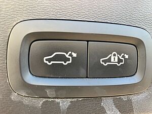 Volvo  T4 Inscription Expression Navi el. Sitze Ke