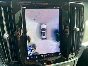 Volvo  B4 Ultimate Dark el. GSHD HUD el. Sitze
