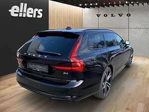 Volvo  B4 Ultimate Dark el. GSHD HUD el. Sitze