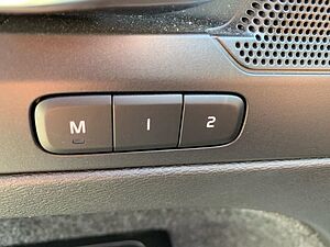 Volvo  T3 R-Design Voll LED Abstandstempomat el. S