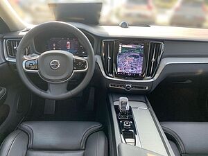 Volvo  B5 AWD Ultimate Dark Head Up Bowers&Wilkins