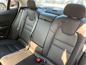 Volvo  B5 AWD Ultimate Dark Head Up Bowers&Wilkins