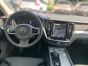Volvo  B5 AWD Plus Dark Abstandstempomat  el. Sitze