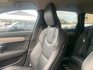 Volvo  Cross Country Pro AWD B4 Diese