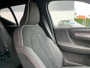Volvo  B3 Abstandstempomat Pilot Assist BLIS Googl