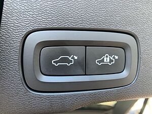 Volvo  B4 AWD Inscription Abstandstempomat el. SIt