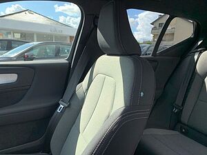 Volvo  T4 Recharge Plus Bright el. Sitze Navi harm