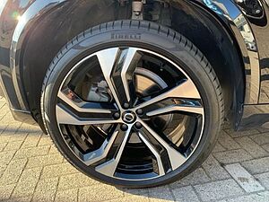 Volvo  B5 AWD Plus Dark Pilot Assist Abstandstempo