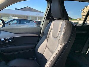 Volvo  B5 AWD Plus Dark Pilot Assist Abstandstempo