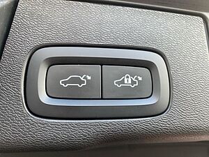 Volvo  B4 AWD Inscription Standheizung Voll LED Ma