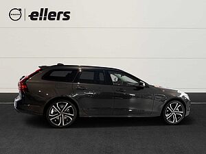 Volvo  B4 Ultimate Dark el. GSHD HUD Standheizung V