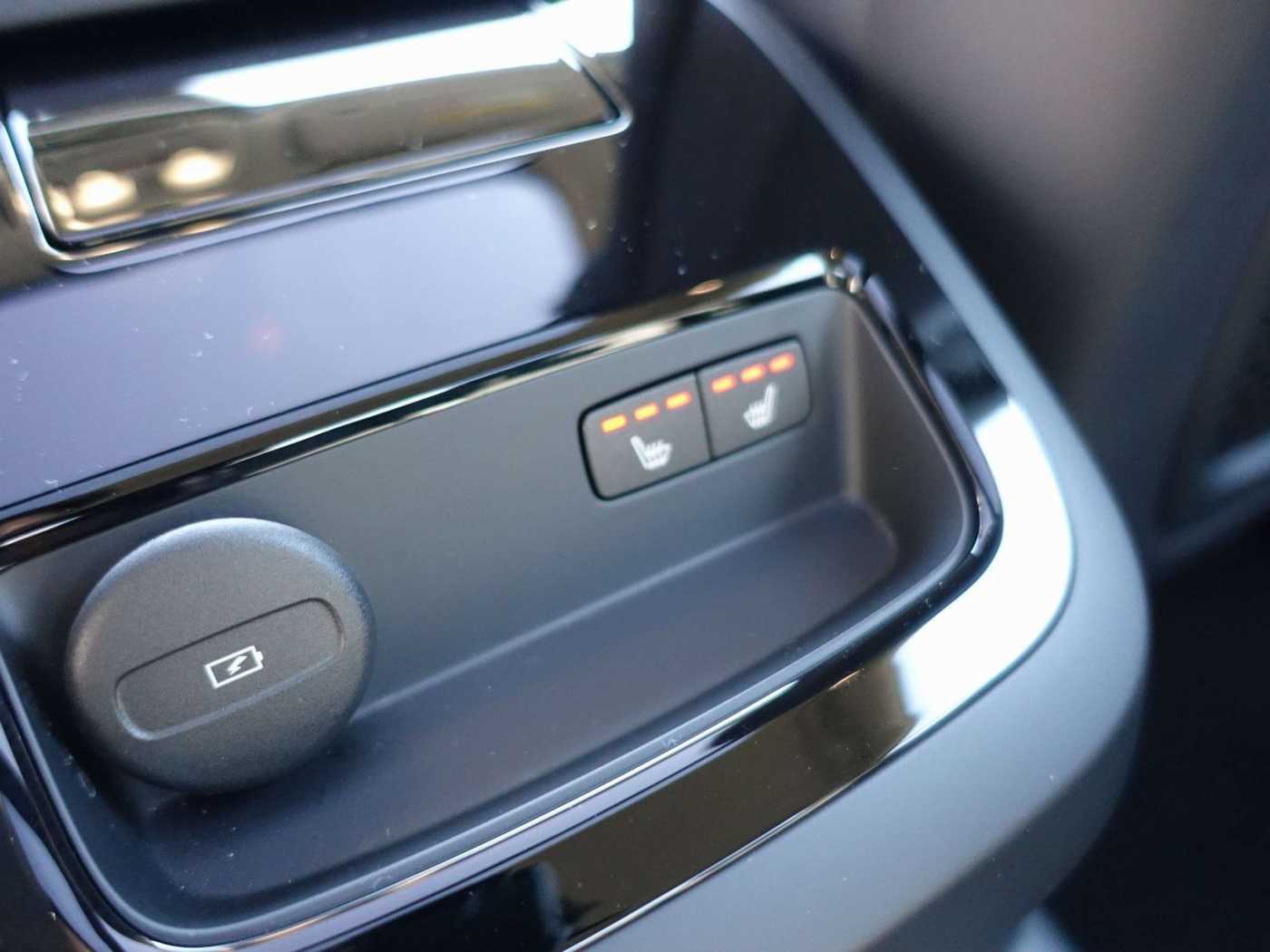 Volvo  Recharge Ultimate T8 AWD/HeadUP/360°/H&K