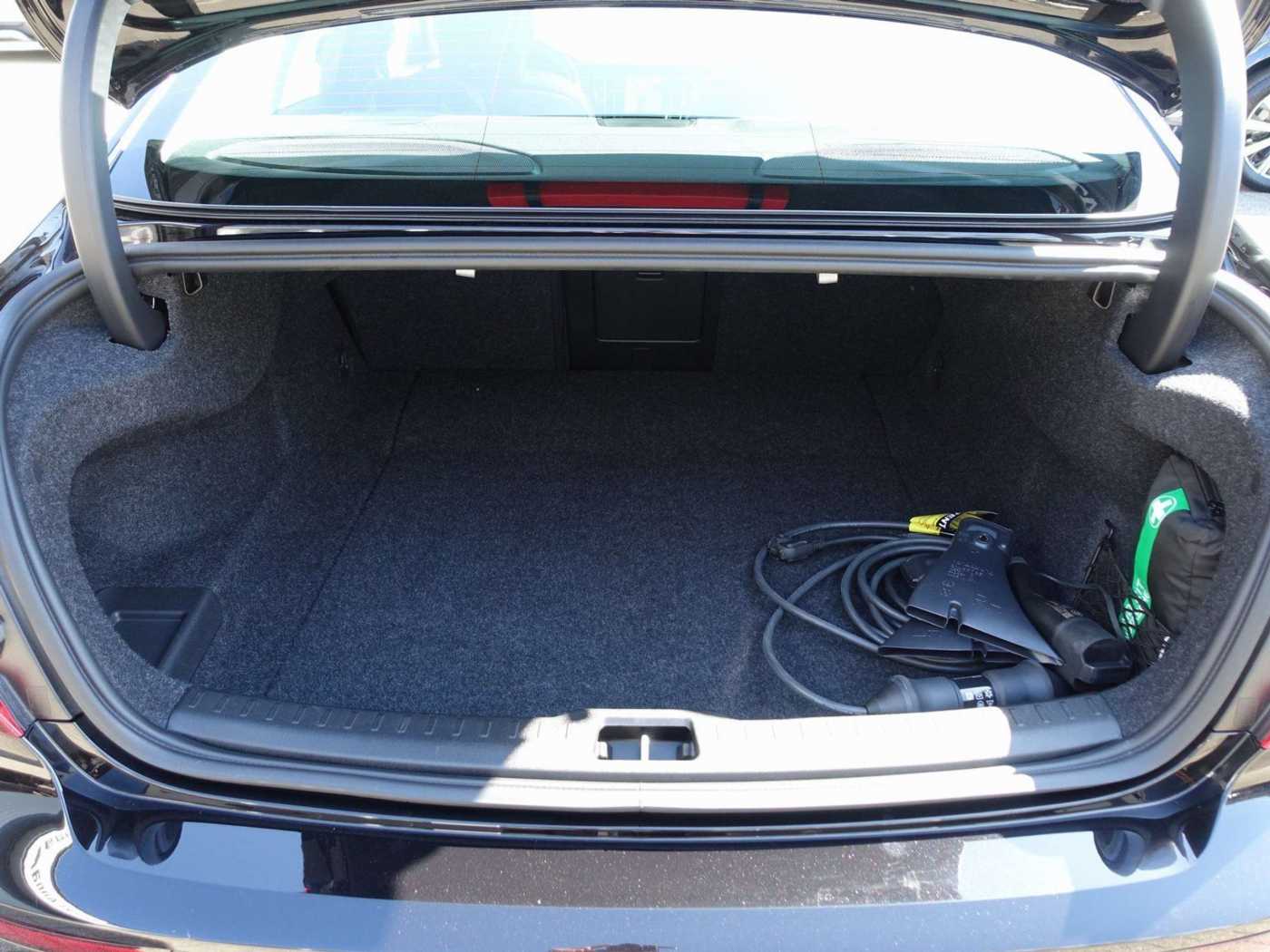 Volvo  Recharge Ultimate T8 AWD/HeadUP/360°/H&K