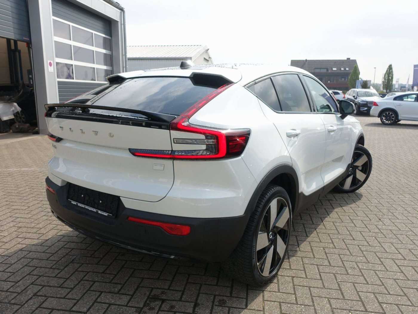 Volvo  Recharge Plus Single Extended Range/BLS/CAM