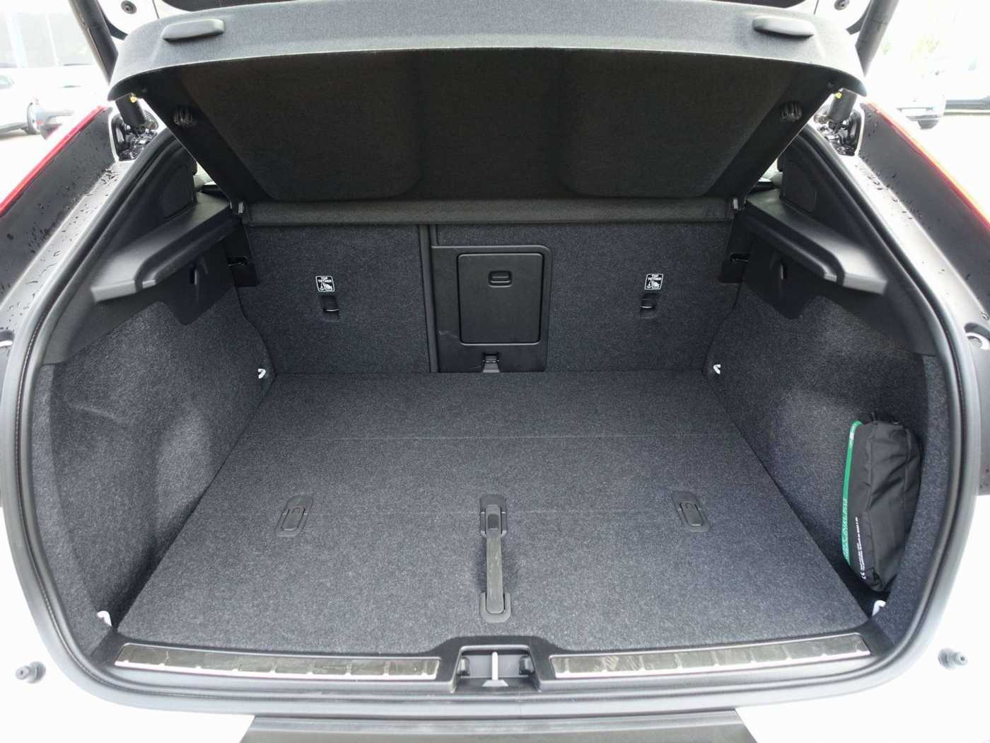 Volvo  Recharge Plus Single Extended Range/BLS/CAM