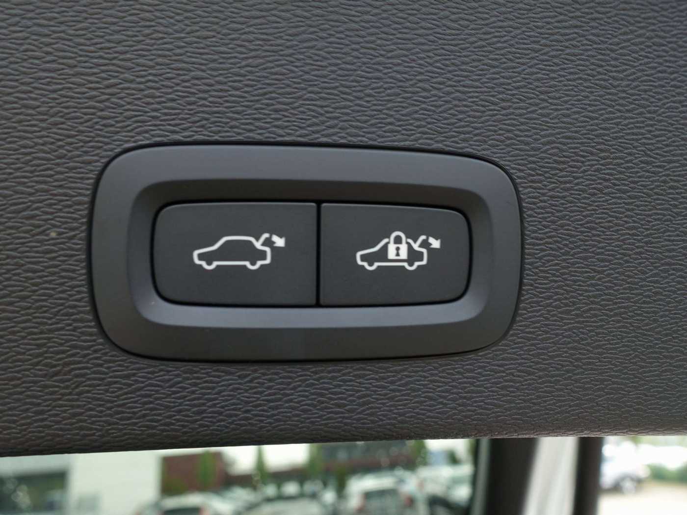 Volvo  Recharge Plus Single Extended Range/BLS/CAM