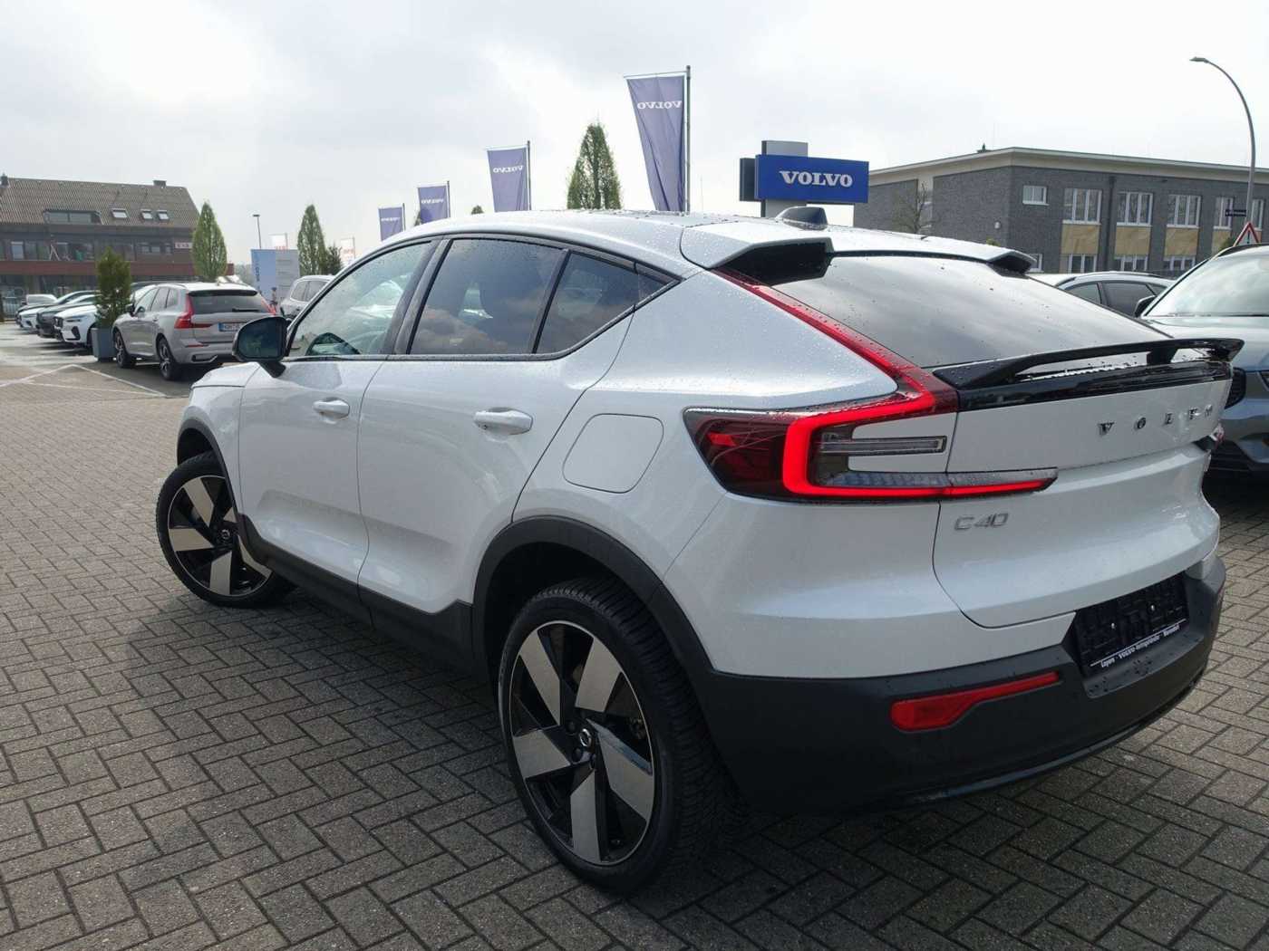 Volvo  Recharge Plus Single Extended Range/BLS/CAM