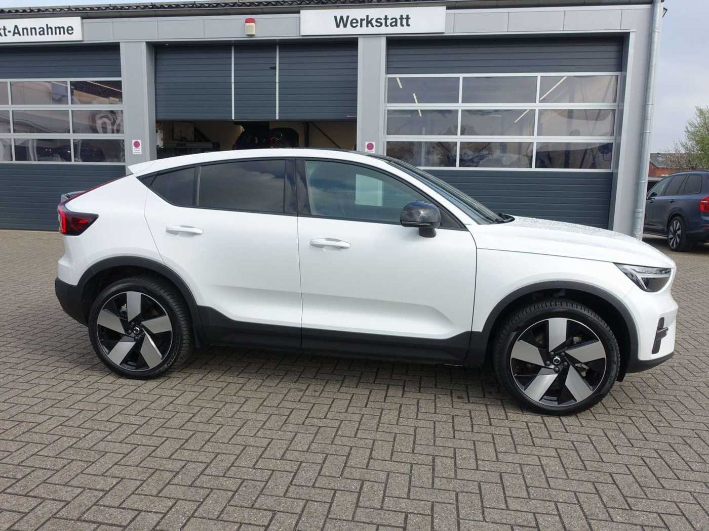 Volvo  Recharge Plus Single Extended Range/BLS/CAM