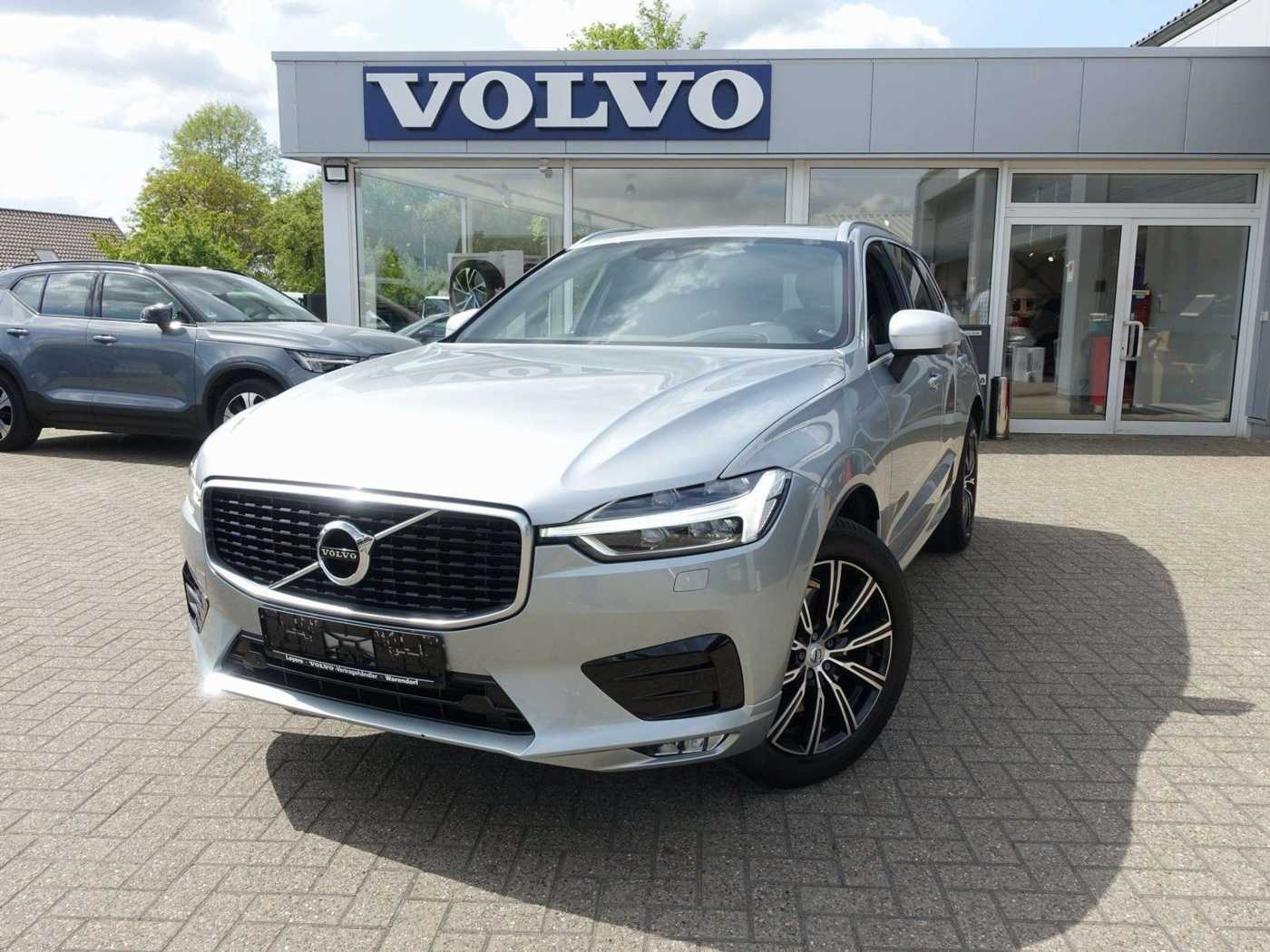 Volvo  T6 AWD R-Design/AHK/Kamera/HeadUP/Pano