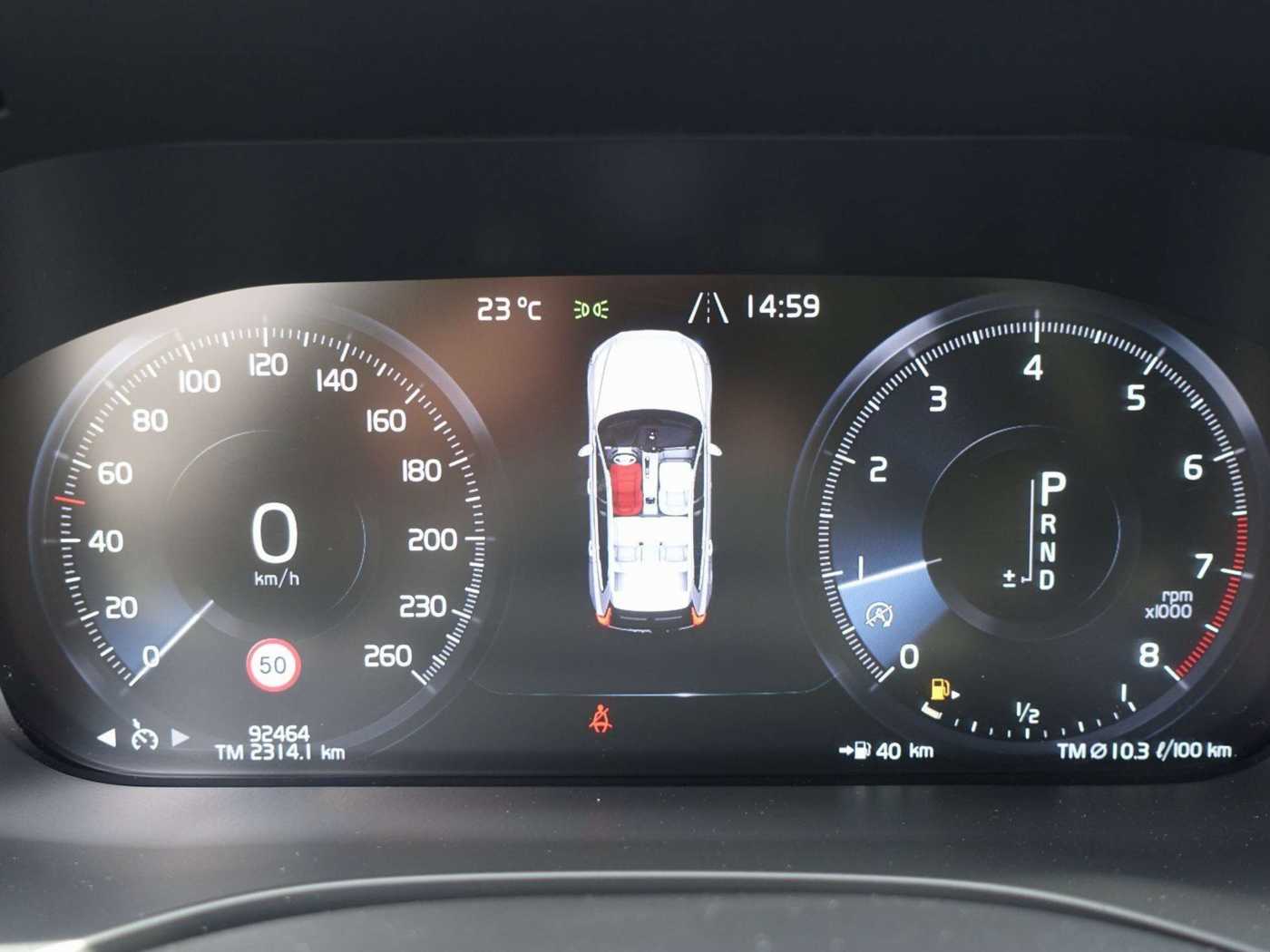 Volvo  T6 AWD R-Design/AHK/Kamera/HeadUP/Pano