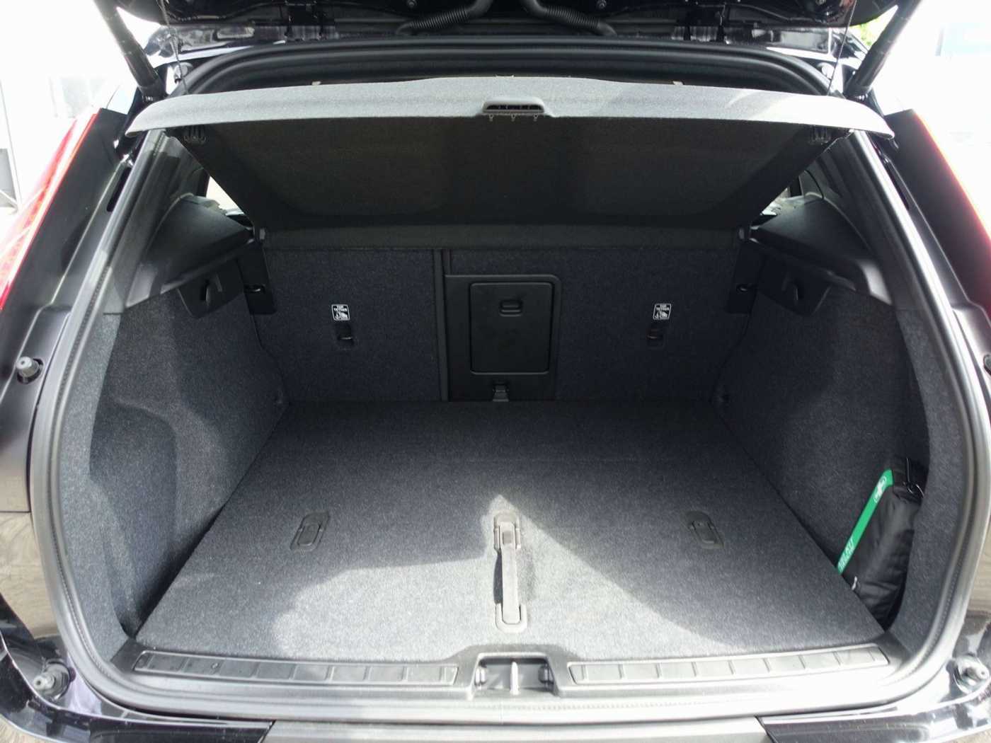 Volvo  Recharge Plus Extended Range/Kamera/BLIS