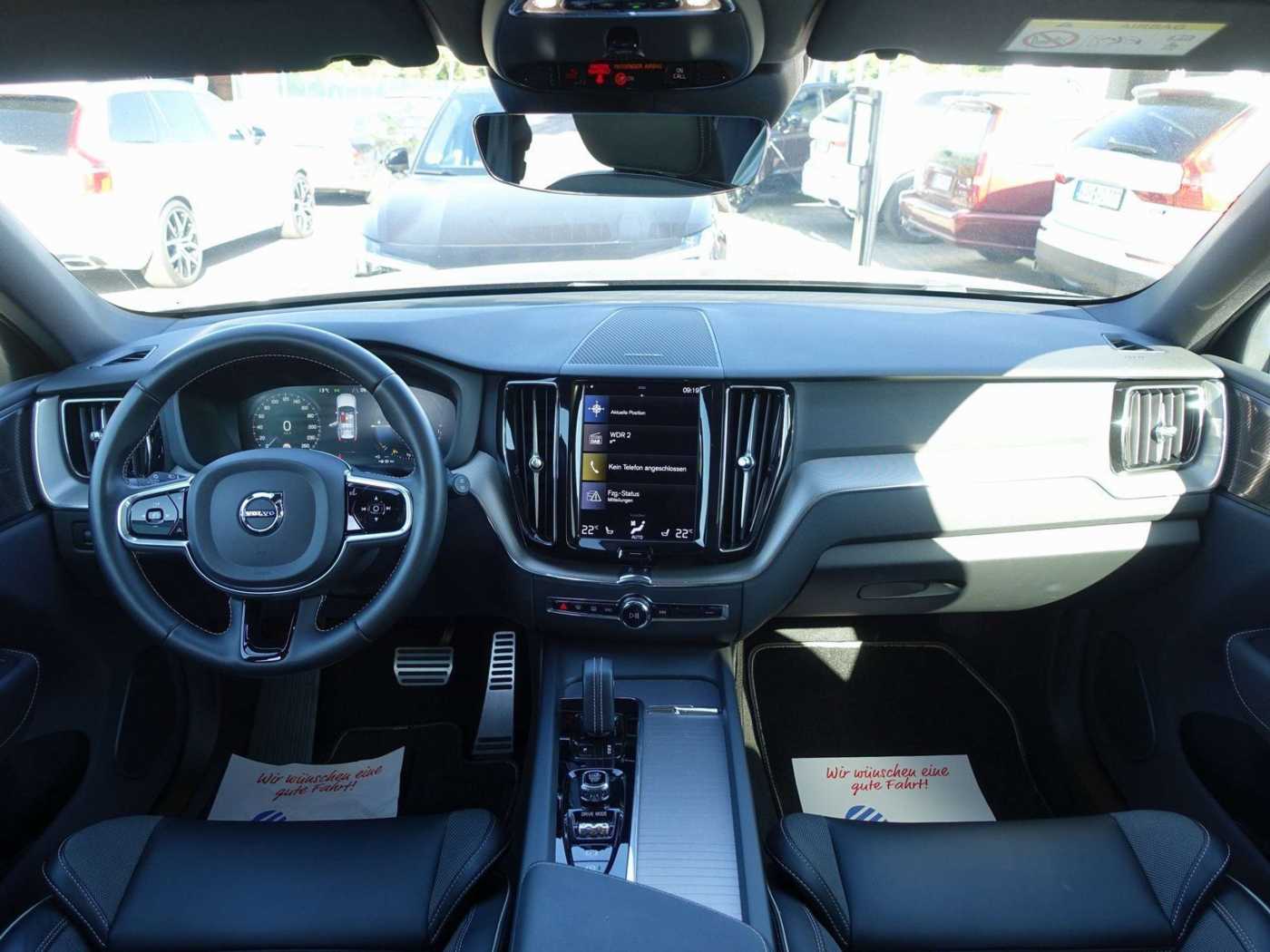 Volvo  T6 AWD Recharge R-Design/AHK/H&K/Pano/CAM