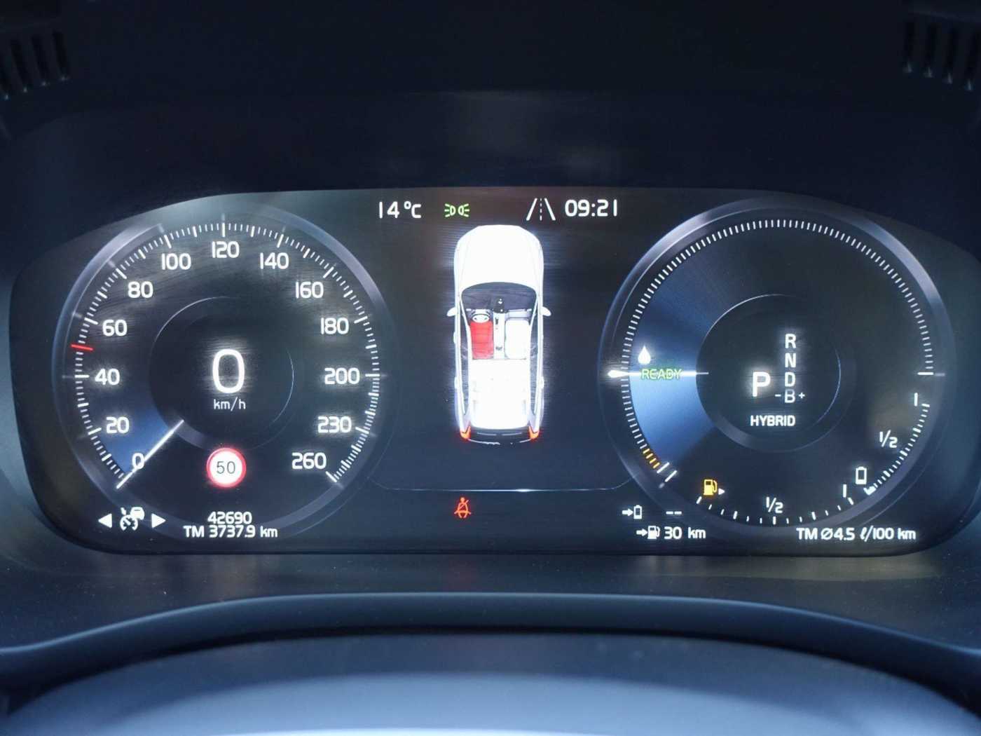 Volvo  T6 AWD Recharge R-Design/AHK/H&K/Pano/CAM