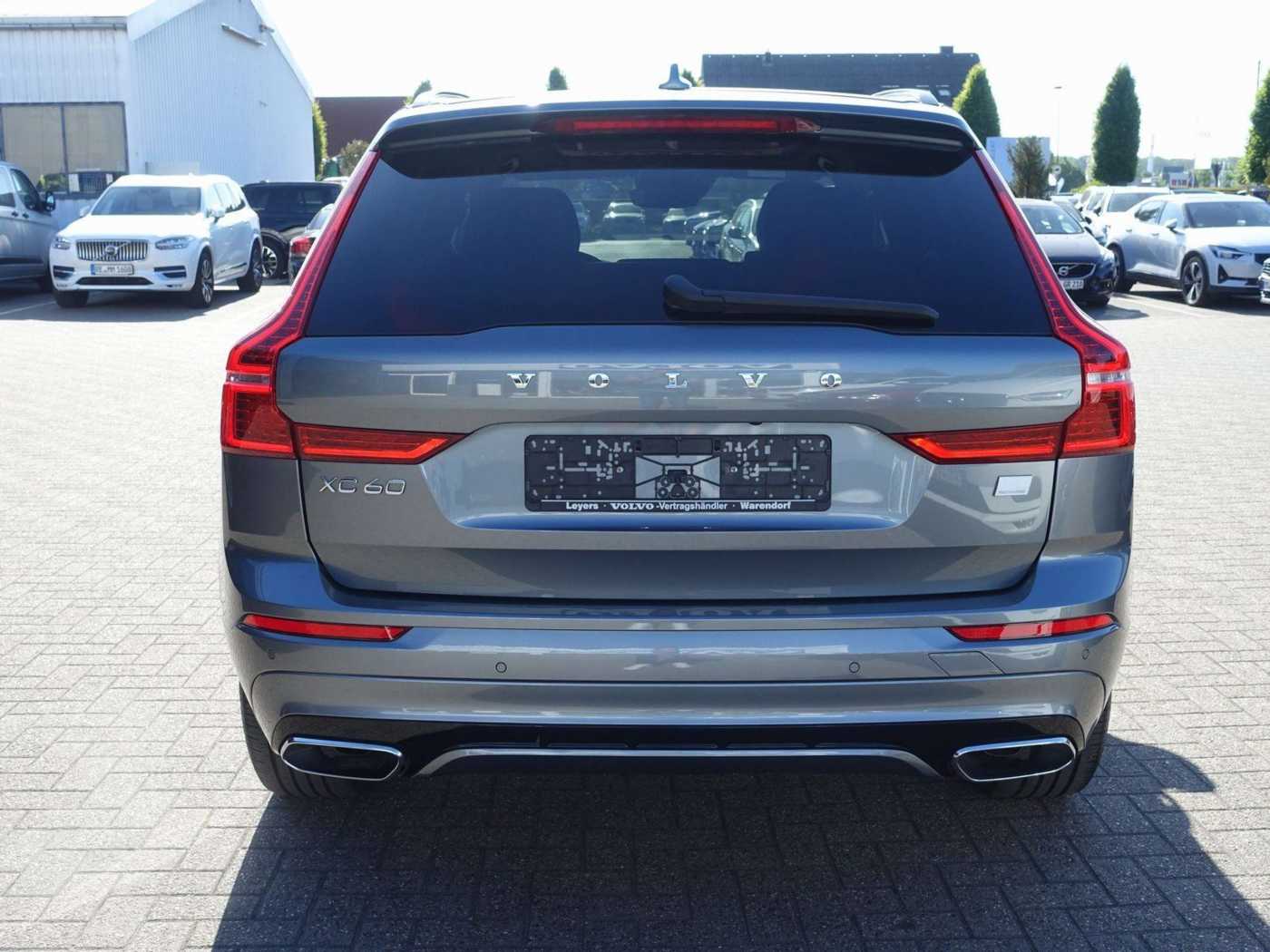 Volvo  T6 AWD Recharge R-Design/AHK/H&K/Pano/CAM