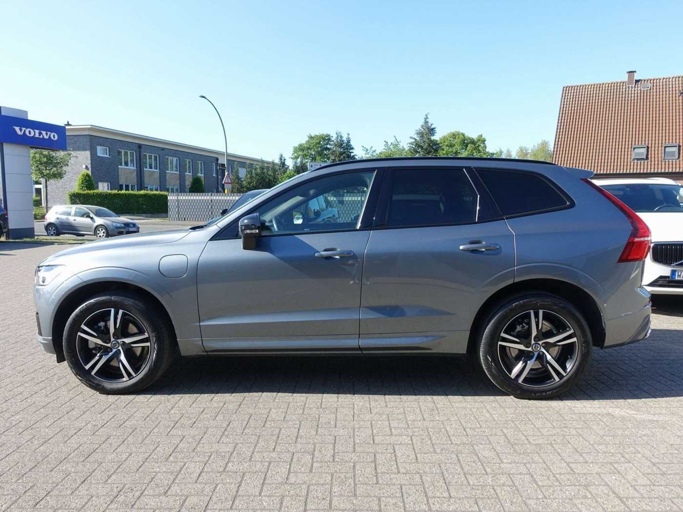 Volvo  T6 AWD Recharge R-Design/AHK/H&K/Pano/CAM