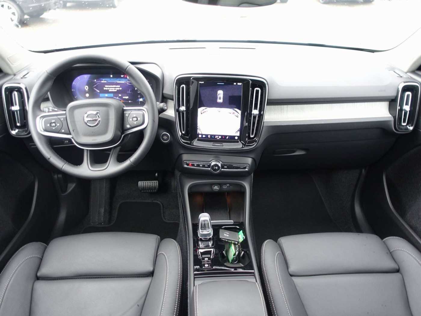 Volvo  Ultra B4 Dark/Pano/BLIS/Kamera/Memory/H&K