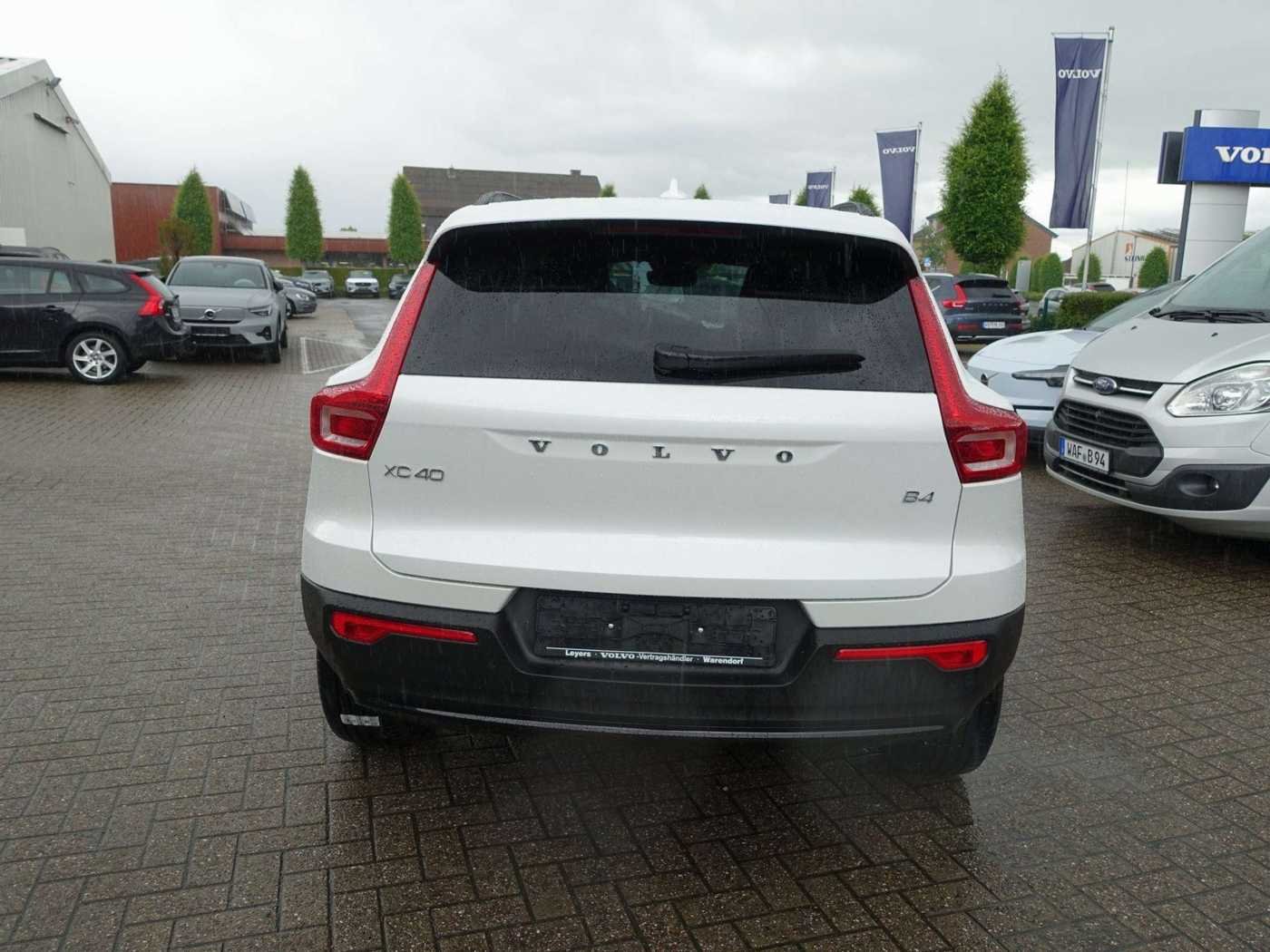 Volvo  Ultra B4 Dark/Pano/BLIS/Kamera/Memory/H&K