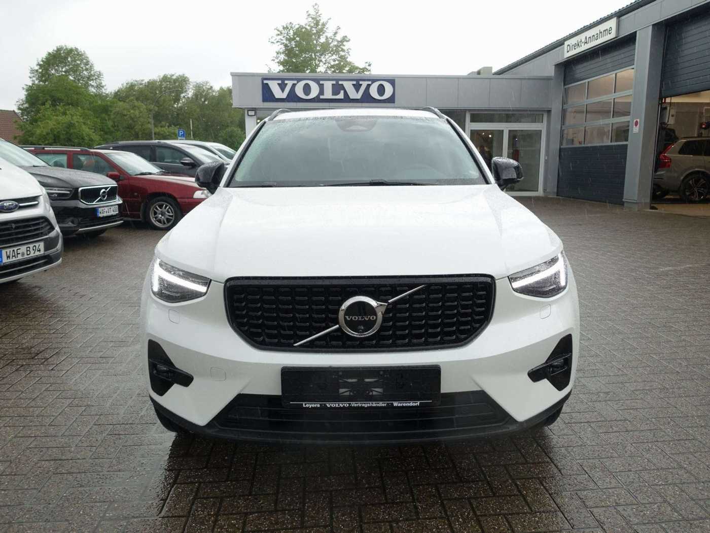 Volvo  Ultra B4 Dark/Pano/BLIS/Kamera/Memory/H&K