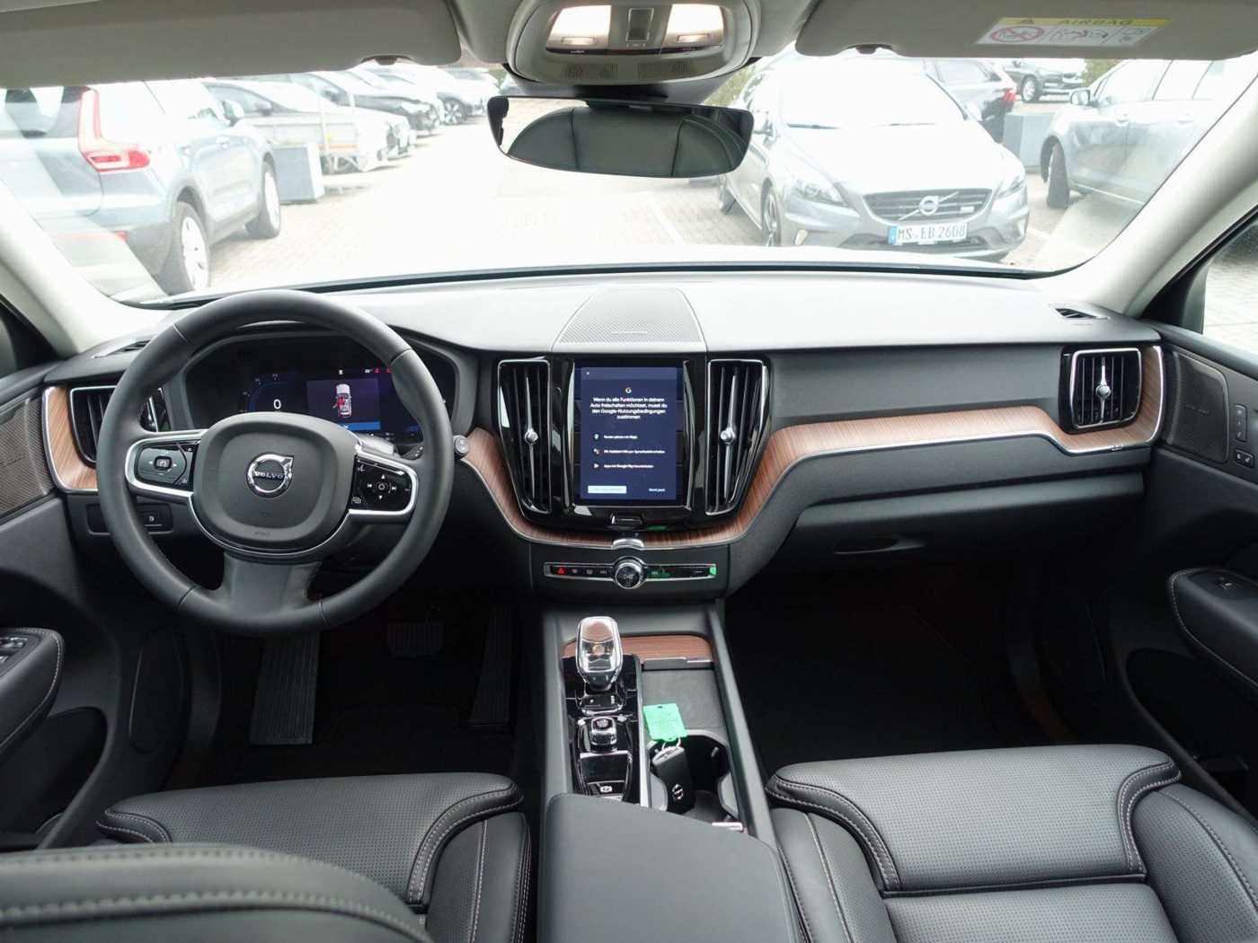 Volvo  Recharge Plus T8 AWD/Pano/H&K/FourC/360°