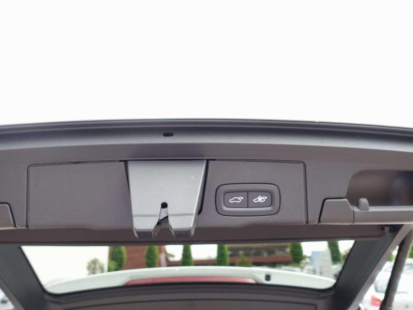 Volvo  Recharge Plus T8 AWD/Pano/H&K/FourC/360°