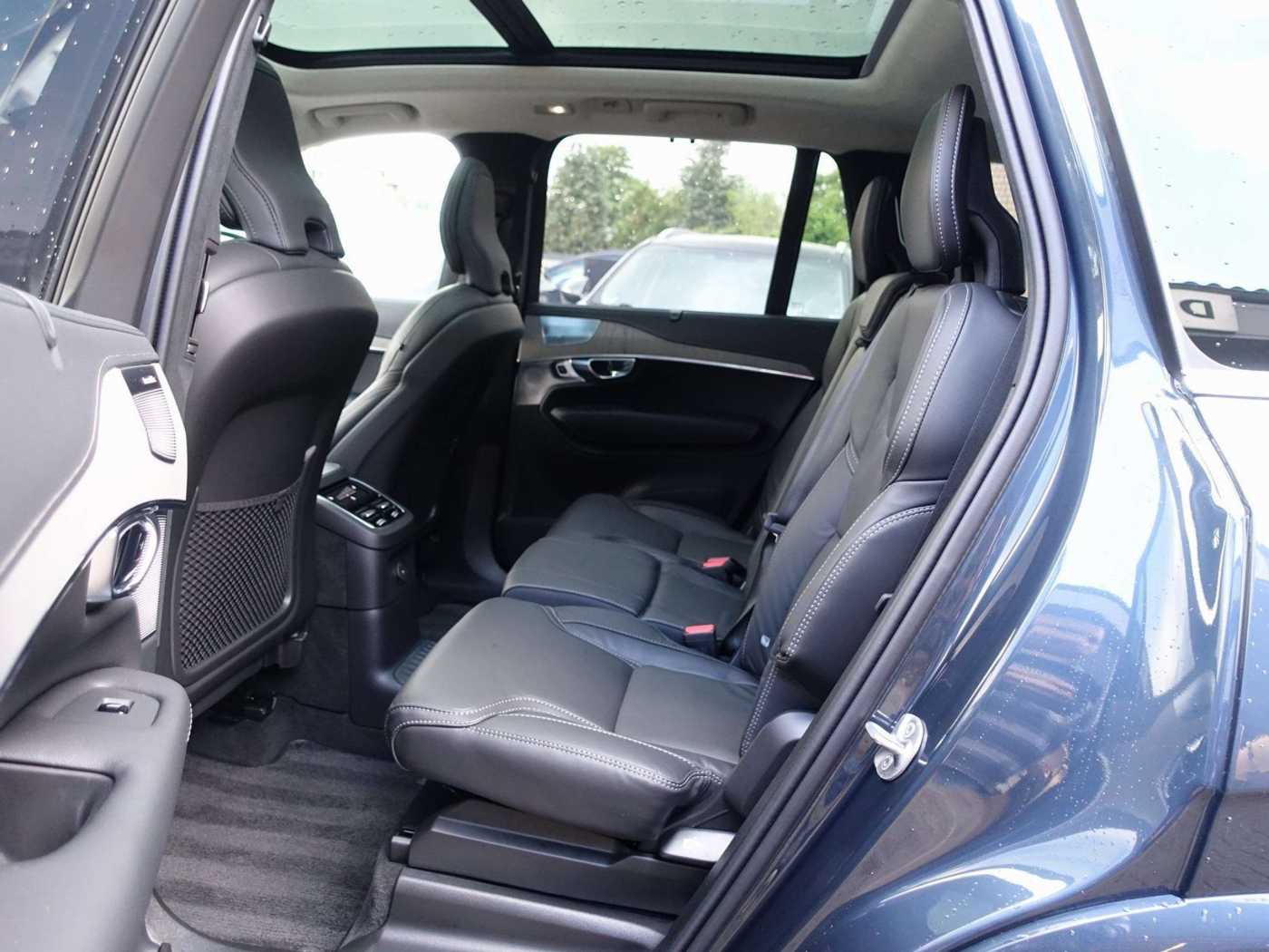 Volvo  Ultra T8 AWD/B&W/Pano/FourC/AHK/360°/BLIS