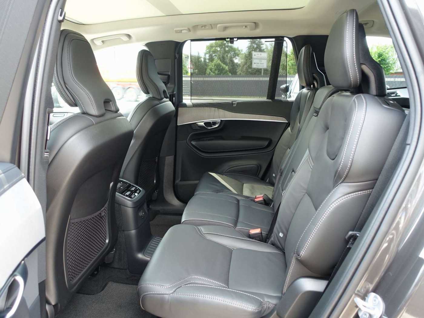 Volvo  Recharge Plus T8 AWD Pano,360°, FourC, LED