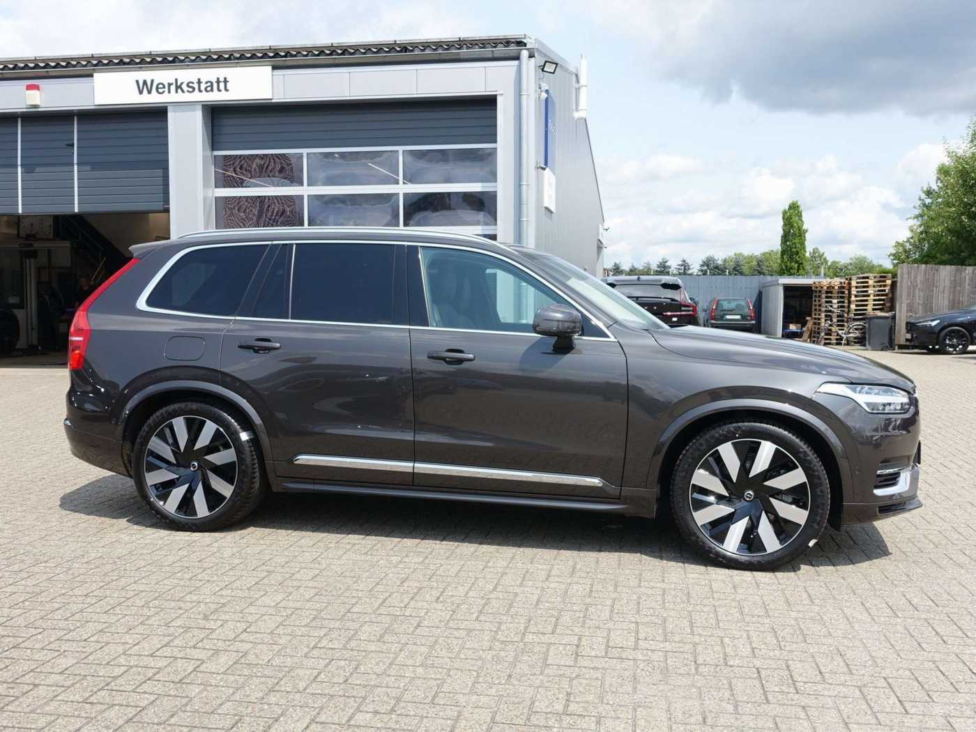 Volvo  Recharge Plus T8 AWD Pano,360°, FourC, LED