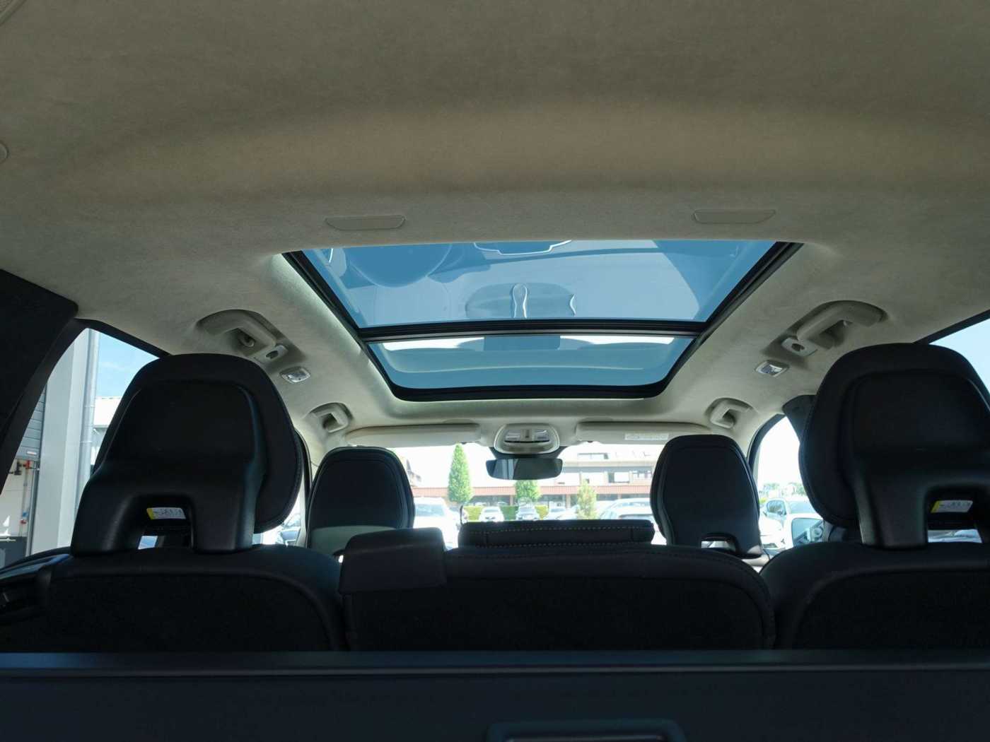 Volvo  Recharge Ultimate T8 AWD/Massage/B&W/360°