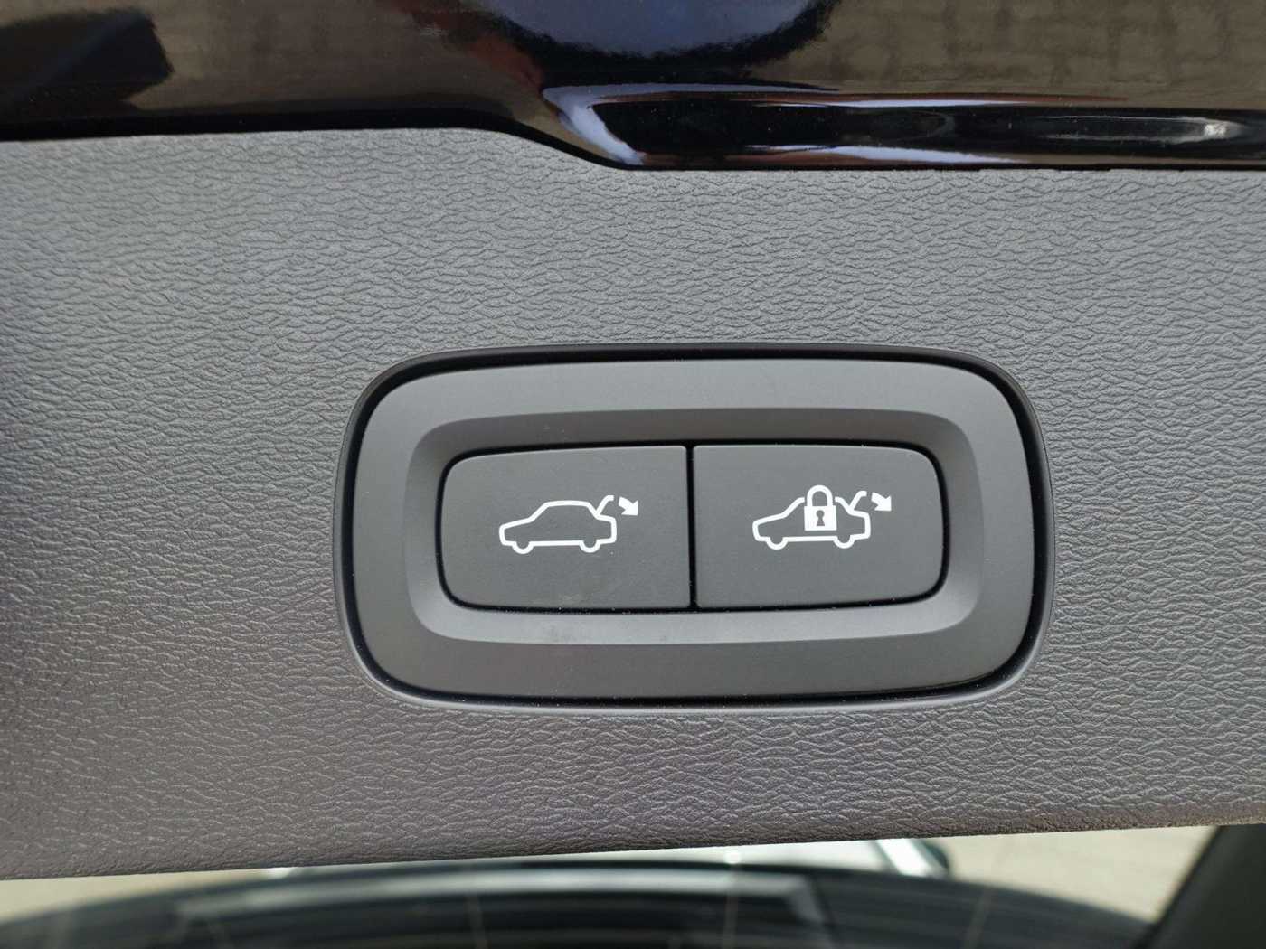 Volvo  CC Diesel Cross Country Plus/360°Cam/Standhz.