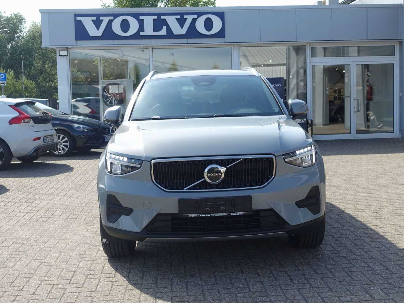 Volvo  Core B3 Mild-Hybrid BLIS/ACC/KAMERA/SHZ