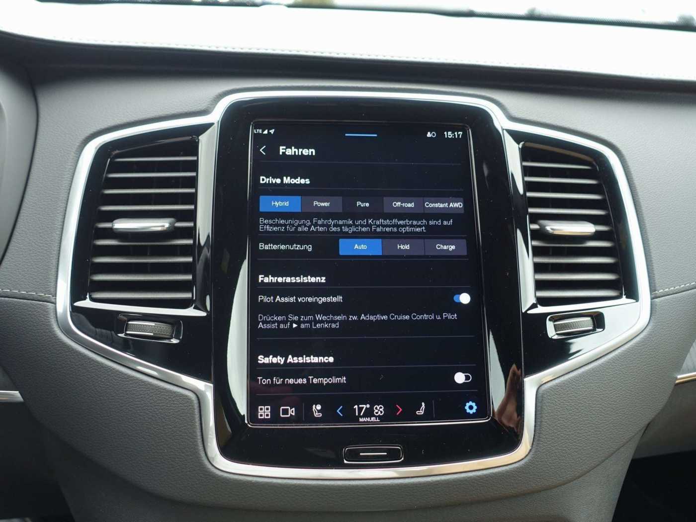 Volvo  Plus Dark T8 AWD /FourC/AHK/Pano/360°Cam