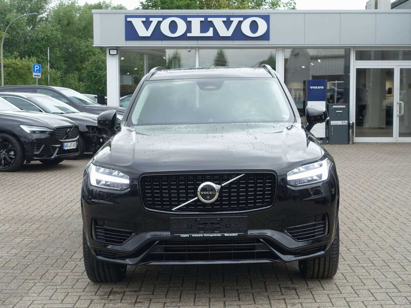 Volvo  Ultra Dark  T8 AWD Plug-in/360°/Massage/B&W