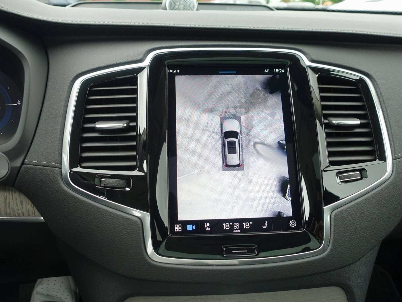 Volvo  Ultra Dark  T8 AWD Plug-in/360°/Massage/B&W