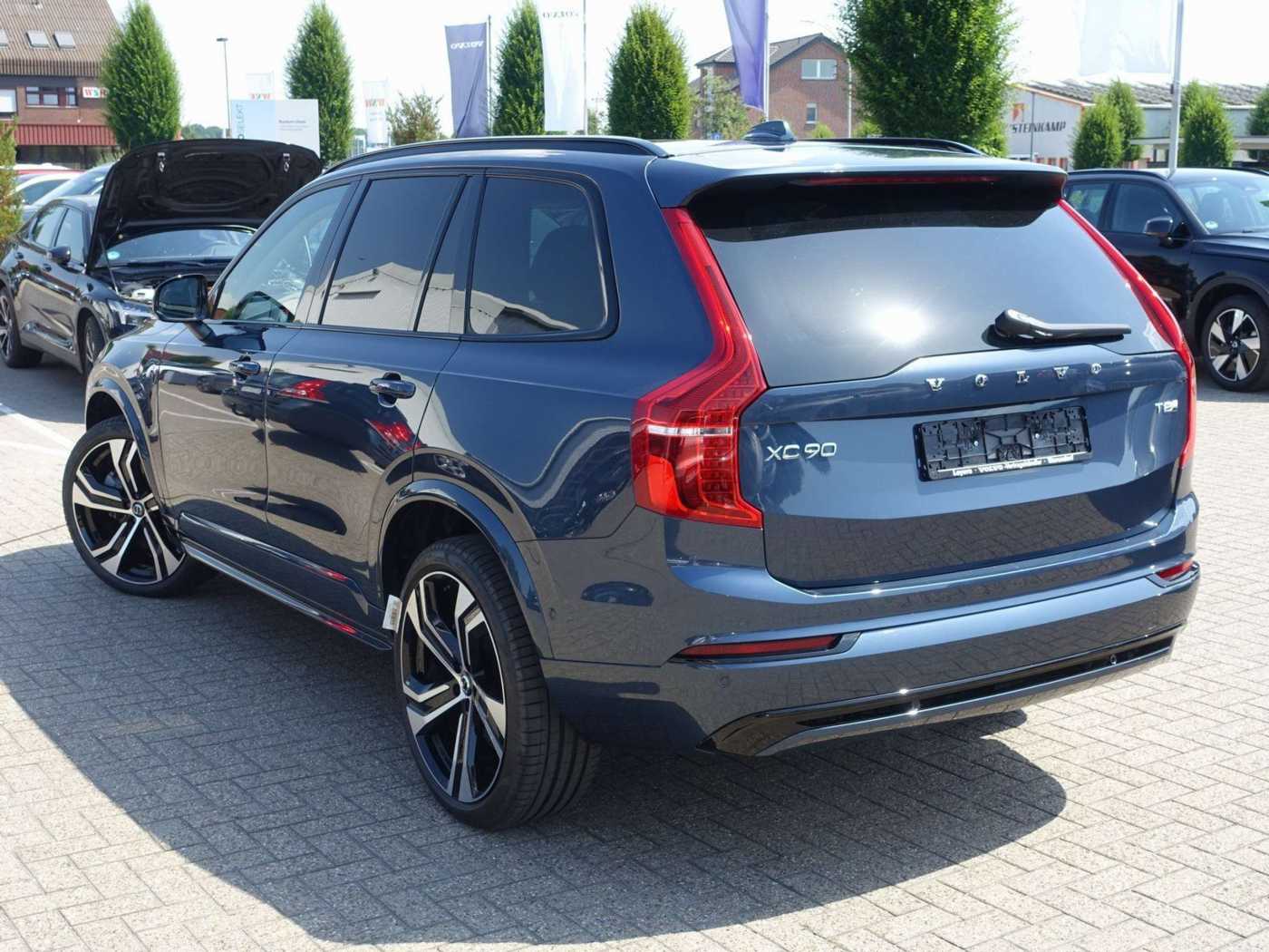 Volvo  Ultra Dark T8 AWD Plug-in Hybrid B&W/360°KA