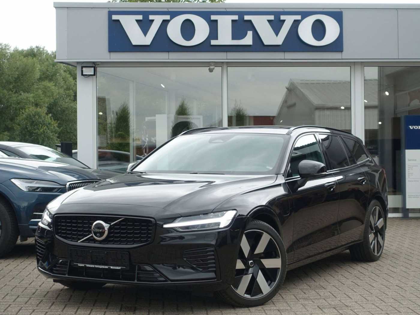 Volvo  Plus T6 AWD Plug-in Hybrid/Pano/360°/AHK