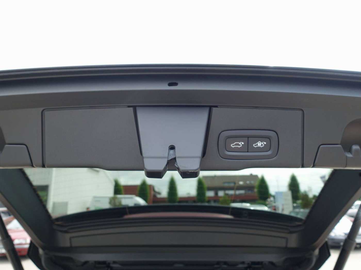 Volvo  Recharge Plus Dark T8 AWD PANO/AHK/BLIS/KAM